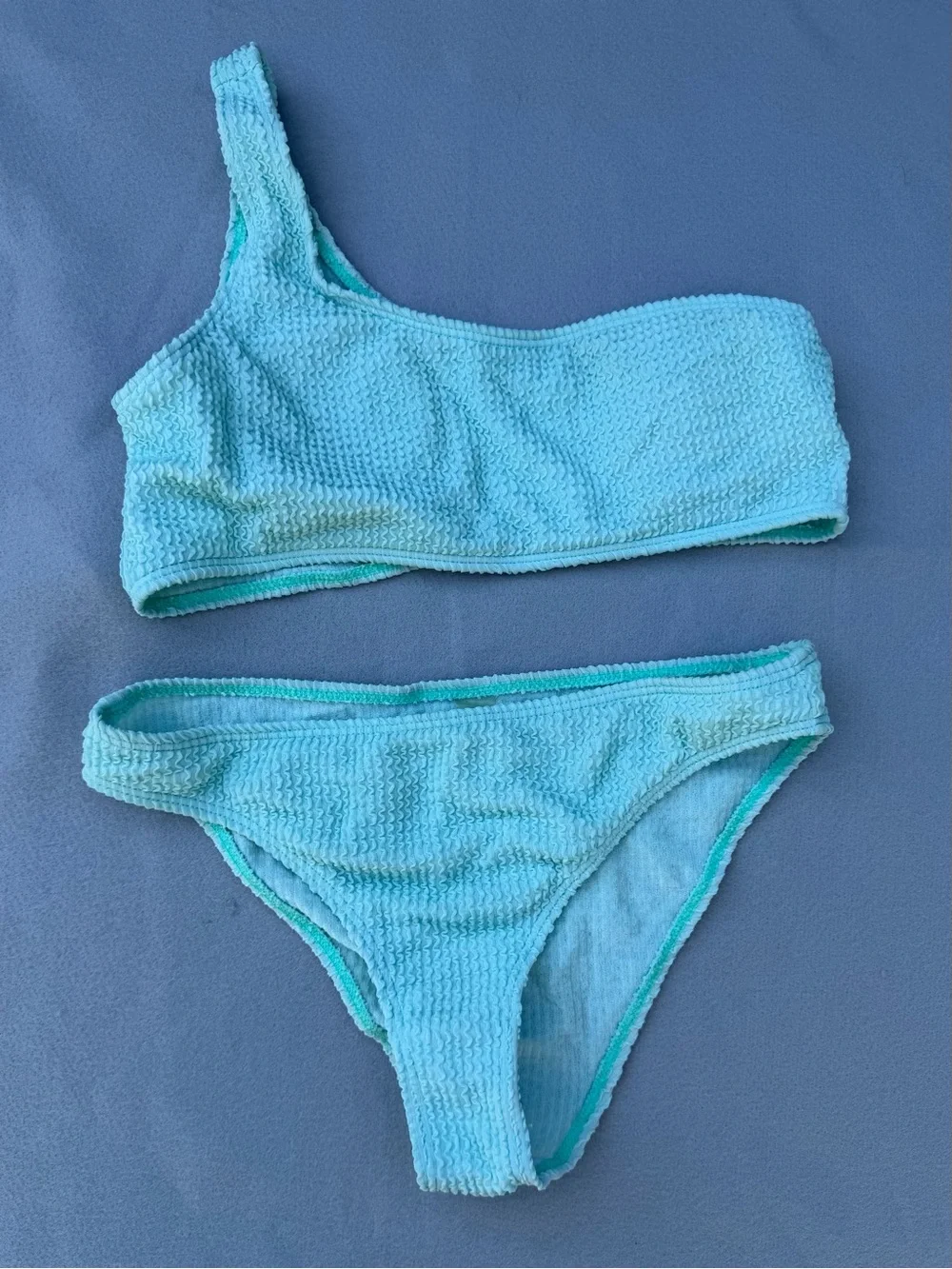 Girl's Two Piece Textured One Strap Bikini Swimsuit Size 160 aka 14-16 #260136